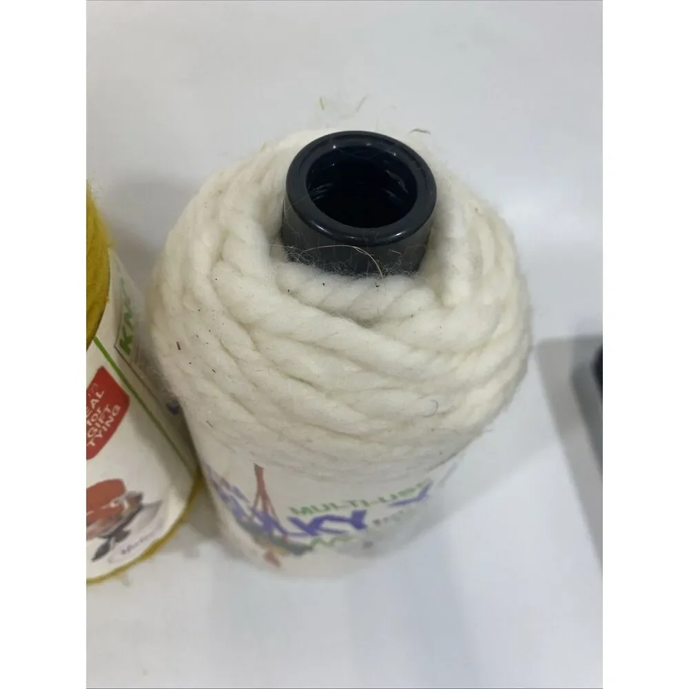 Vintage Lot Of (4)‎ Malina Acrylic Extra Bulky Yarn For Macrame Yellow & White